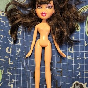 Bratz Doll Jade Purple Eye Make Up